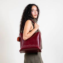 Hobo Maceta Tote (red)
