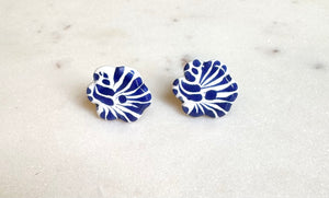 Talavera studs