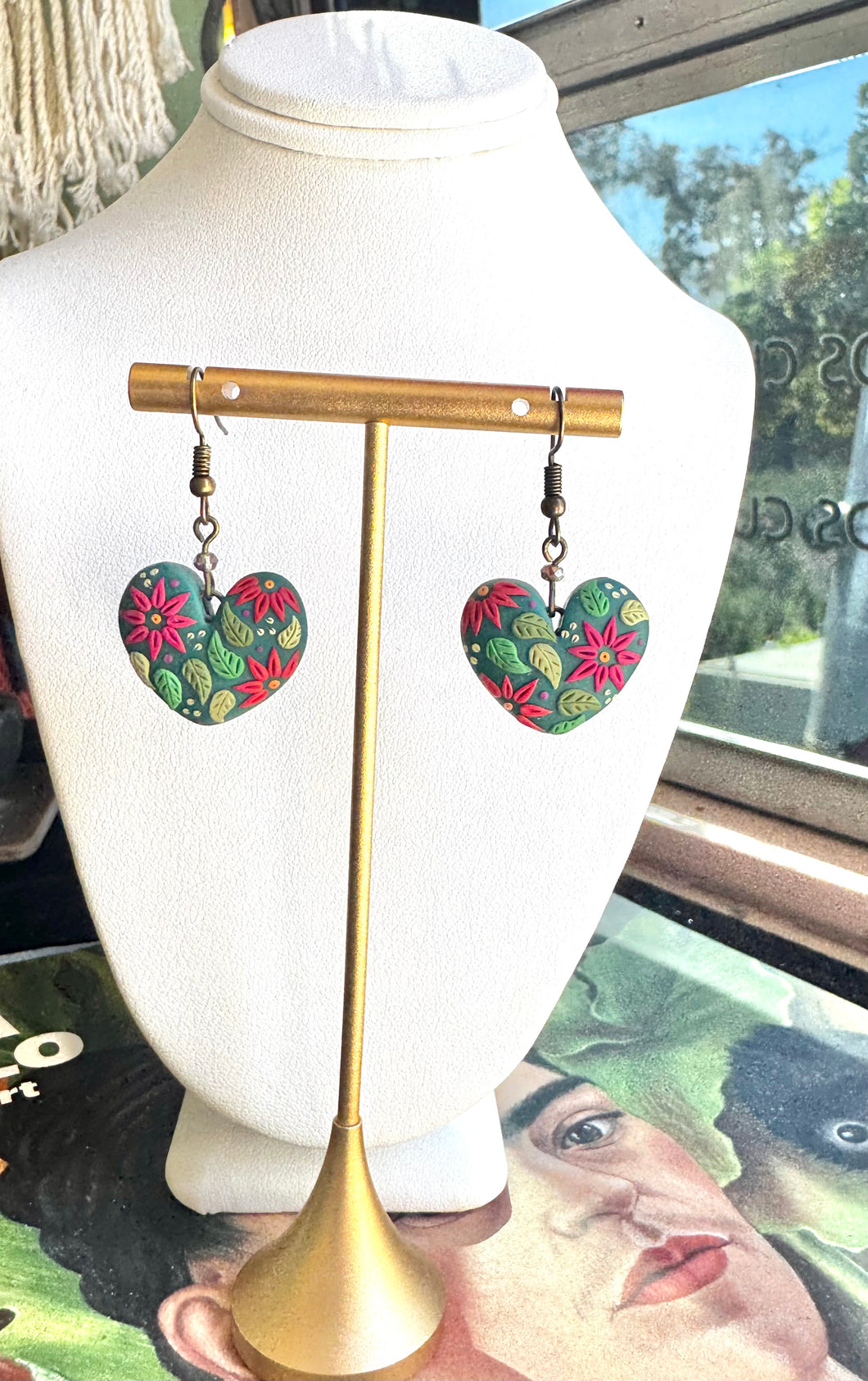 Blooming Corazón earrings