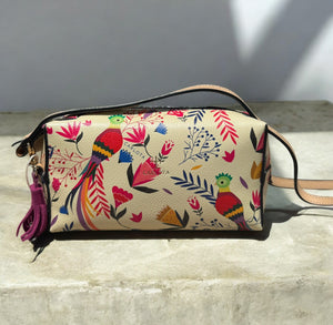 Quetzal mini crossbody