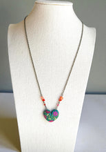 Blooming Corazón Necklace