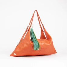 Liebre XL Shoulder Bag