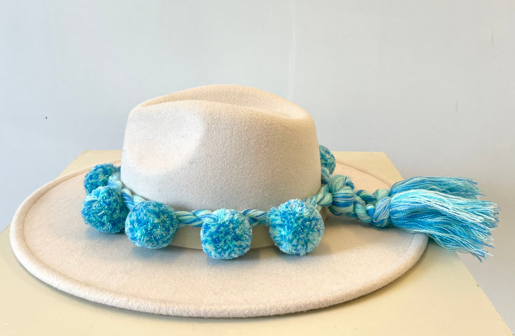 Pompom Hatband
