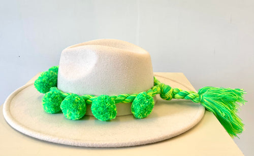 Pompom Hatband