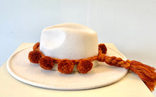 Pompom Hatband