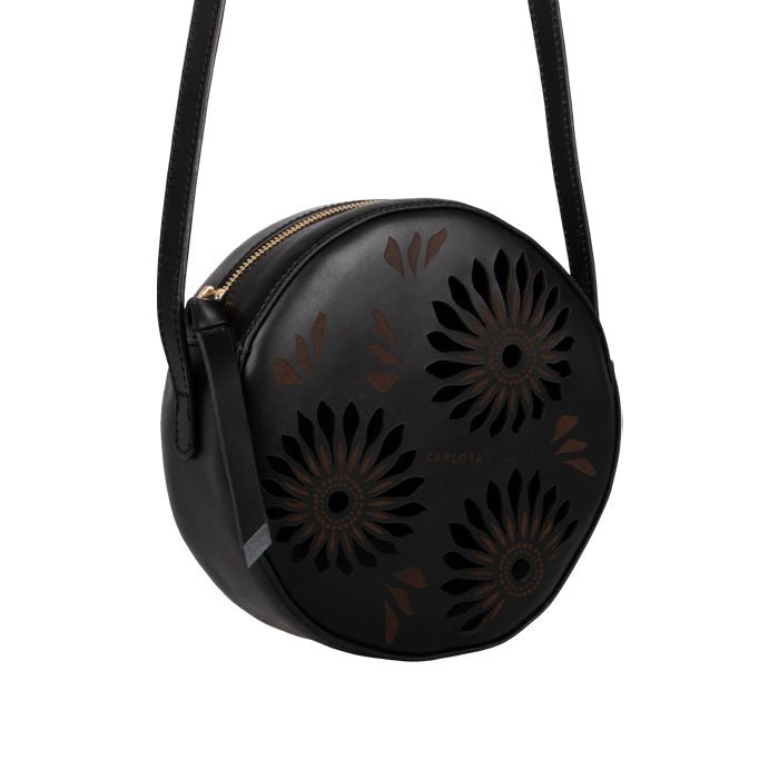 Barro Negro crossbody