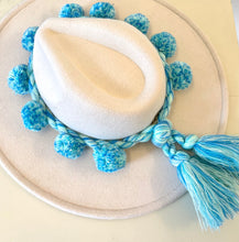 Pompom Hatband