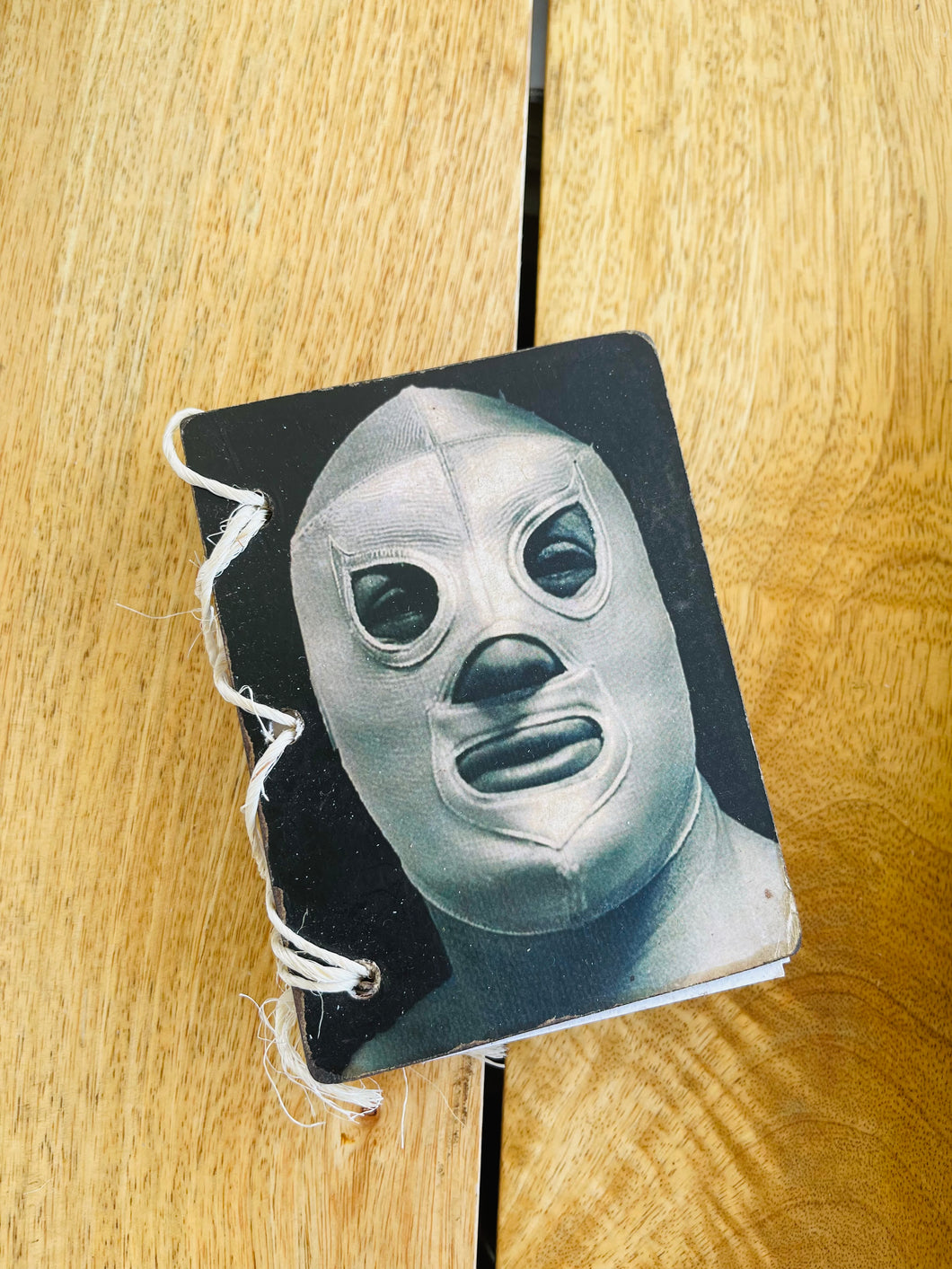 El Santo journal