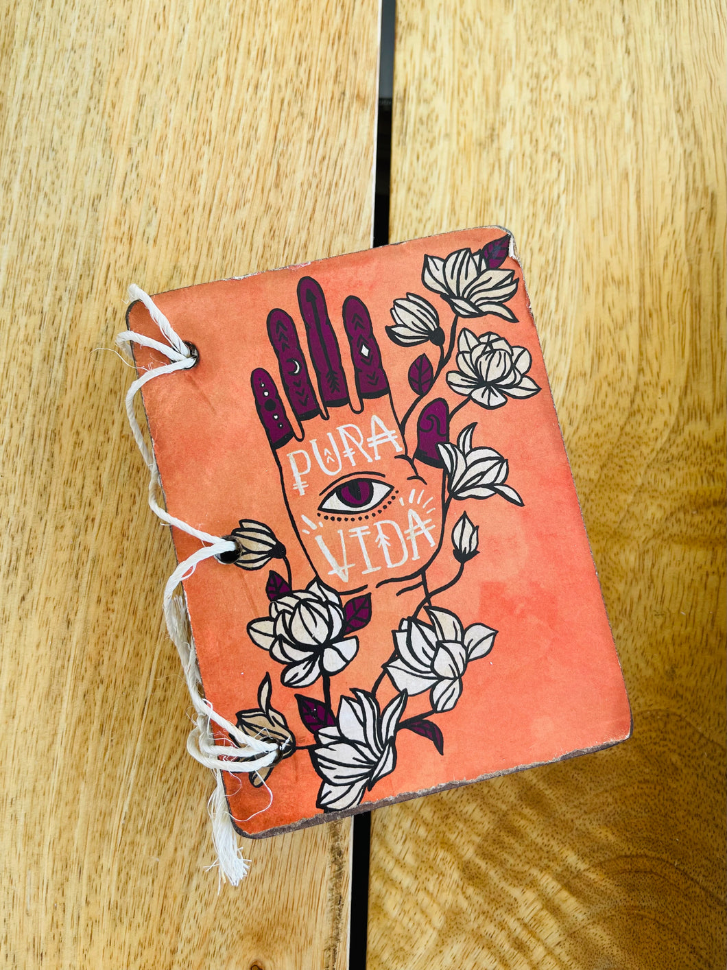 Pura vida journal