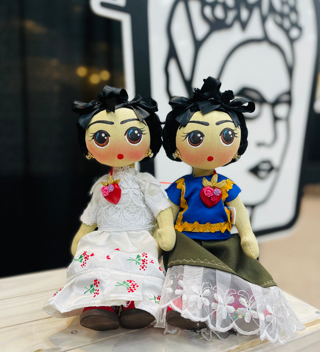 Las Dos Fridas dolls set